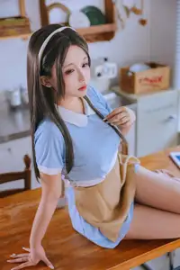 Coser Ri Nai Jiao: Sweet Cake Seller Part01 - Charming & Captivating in the Kitchen-1