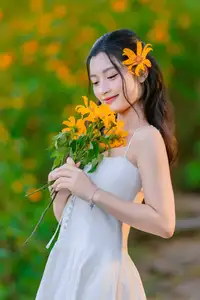 Discover Endless Beauty: Magical Sunrise over a Serene Lake Amidst Majestic Mountains – An Ideal Retreat for the Soul-9