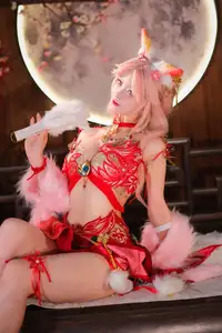 Coser Maeno Taita Transforms into Yulinglong (Naraka Bladepoint): A Captivating Mythical Beauty.-33