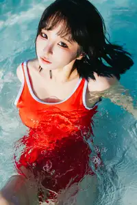 Coser Chun Mo Mo: Exclusive Selfie Collection Showcasing Captivating Beauty.-6