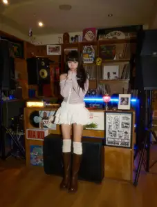 Discover Shi San Jin Ya's Charming Beauty in YiTuYu Art Language Vol.8555 Collection-15