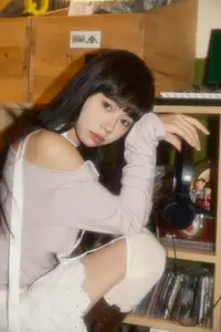 Discover Shi San Jin Ya's Charming Beauty in YiTuYu Art Language Vol.8555 Collection-18