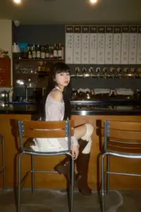 Discover Shi San Jin Ya's Charming Beauty in YiTuYu Art Language Vol.8555 Collection-8