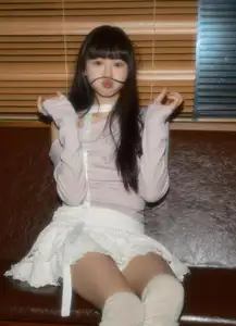 Discover Shi San Jin Ya's Charming Beauty in YiTuYu Art Language Vol.8555 Collection-7