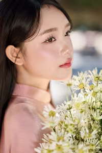 VGU No.49: Vietnamese Grace: Lady in Pink Ao Dai with Pure White Flowers-3