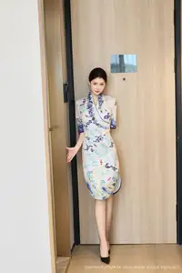 XiuRen No.10654: Yi Tian Tian's Alluring Elegance in Modern Qipao-11