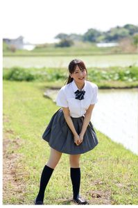 Narumi Hirose: School Uniform Charm in Nature - Photobook Part01-25