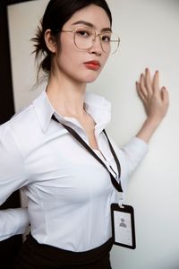 YiTuYu Vol.8298 Sang Ni: Elegant Professional Office Lady Style-3