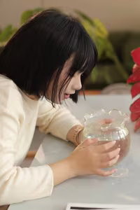 VGU No.160: Discover the Pure Beauty of a Short-Haired Girl in a Captivating Portrait-6