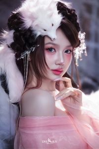 Mesmerizing Nine-Tailed Fox Cosplay: Ethereal Beauty in a Cherry Blossom Garden-9