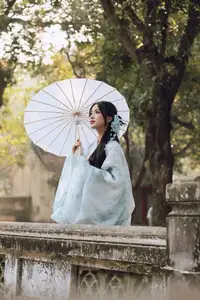 Discovering Traditional East Asian Beauty: Elegant Young Woman in Ancient Vietnamese Setting-4