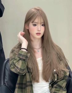 Trendy Cool Brown Hair for Gen Z Girls: Highlighting Captivating Beauty-9