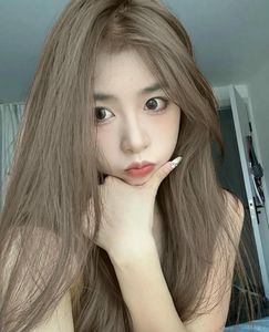 Trendy Cool Brown Hair for Gen Z Girls: Highlighting Captivating Beauty-26