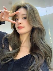 Trendy Cool Brown Hair for Gen Z Girls: Highlighting Captivating Beauty-12