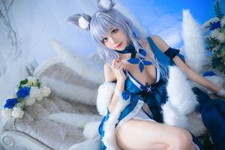 Coser Tomoyo Azur Lane Shinano Dress Cosplay Captivates Elegant Fantasy Anime Waifu-16