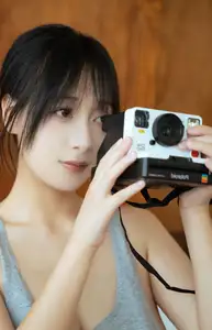 Coser Qian An An - Coconut Milk: Gentle Moments with a Vintage Camera, Pure Beauty That Captivates-0