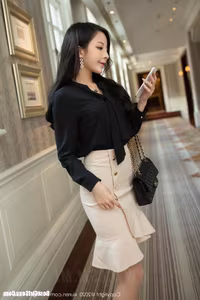 XiuRen No.2245 Chen Xiao Miao: Elegant Style & Captivating Fashion-4