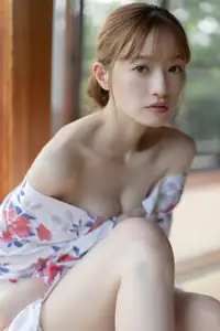 Kana Nakada's Captivating Charm: FRIDAY Digital Photo Book 'Konna ni Soba ni Iru noni' - A Must-See Collection.-12