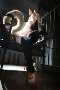 Coser G44: The Enigmatic Charm of Esper Girl Alice (Code 24P)-1