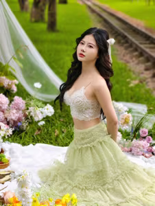 VGU No.74: Vietnamese Dreamy Beauty in a Serene Green Landscape-3