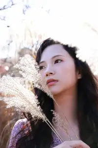 JP Miho Machiyama: Serene Natural Beauty in Sunlight | FRIDAY Digital Photo Book Scarlet Vol.1-0