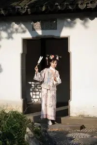 YiTuYu Vol.8552: Jiao Yi Zhi Sui Sui – Captivating Ancient Beauty & Traditional Artistry-11