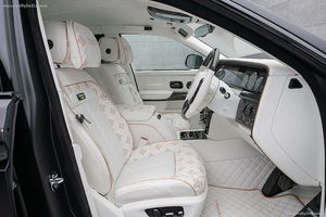 Explore the Unique Rolls-Royce Phantom Mansory Linea Nera dOro A Black Super Luxury Custom Car-5