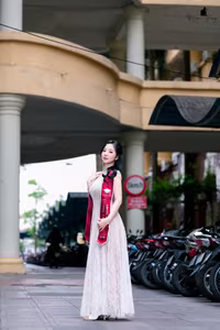 VGU No.46: Captivating Vietnamese Student Radiates Confidence and Grace, Celebrating a Significant Academic Milestone.-1