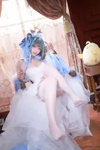 Coser Qi Si Kuai Wii - Enchanting Beauty in Elegant Cheshire Gown - A Masterpiece Cosplay.-20