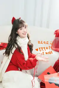 YiTuYu Vol.8524: Xia Yu Xiao Nian Embraces Lunar New Year in Radiant Red Sweater Style-10