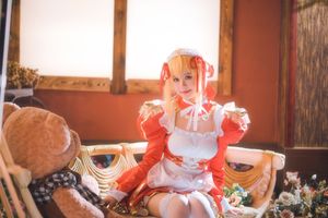Coser Kanoko Chitanda as Nero Maid | Elegant Cosplay Portrait-18