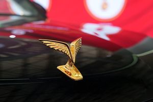 VinFast Lac Hong 900 LX Armored Super Luxury SUV, International Head of State Transport for National Day 2/9.-10