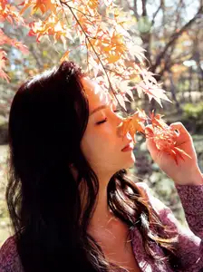 Machiyama Miho Scarlet: Captivating Elegance in Gentle Autumn Hues-5