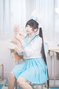 Coser Mu Mu Momo Transforms into Adorable Cinnamoroll in Sailor Uniform-2