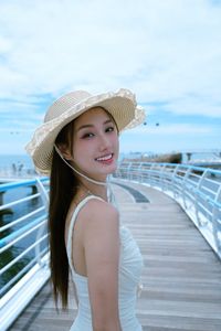 Hoang Khanh Ly 'Hot Girl at Boarding House': Pure Vietnamese Beauty Graces National Day 2/9-1