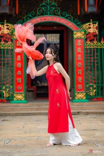 Vietnamese Cultural Beauty: Girl in Red Ao Dai & Traditional Lion Dance Prop-8