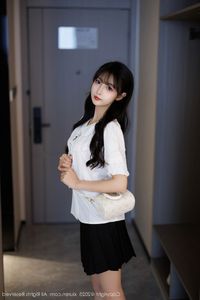 XiuRen No.10067 Ying Tao Xiao Lan Zi: Youthful Elegance in Casual Fashion-0