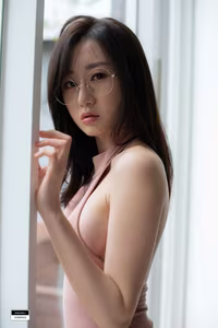LE LERB-084A Na Kyung: Exquisite Allure – Discover Graceful Moments by the Window-18