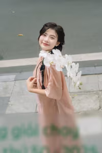 XVG No.26: Elegant Vietnamese Girl with a Charming Smile and White Orchids-3