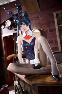 Coser Jiu Qi Miao Transforms into Ryūka Fisaki Bunny Girl: A Dazzling Blue Archive Cosplay-7