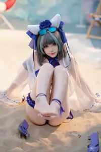 Coser Bangni Transforms into Alluring Swimsuit Cheshire on the Beach - (87P)-22