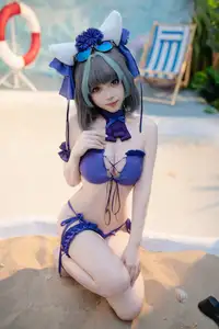 Coser Bangni Transforms into Alluring Swimsuit Cheshire on the Beach - (87P)-9