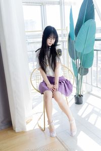 BoBoSocks No.538: Elegant Chinese Model in Mini Skirt, High Heels, and Crystal Socks-8