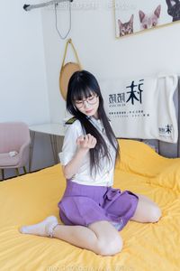 BoBoSocks No.538: Elegant Chinese Model in Mini Skirt, High Heels, and Crystal Socks-26