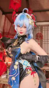 Coser Xiao Yao Yao Yao as Ganyu Lantern Rite: Mesmerizing Beauty in Traditional Festival Attire-5