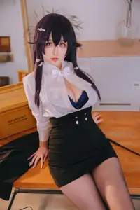 Coser Hina Jiao's captivating 'My Wife's Guidance Class Part01': Alluring lessons from the elegant teacher-14