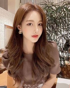 Korean Brown Hair Color Enhancing Skin Tone for Beautiful Girls Easy to Style-0