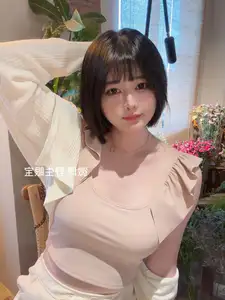 Coser Yan Jiang Da Mo Wang W: Intellectual Charm in Glasses - Fantia April 2025 Collection-1