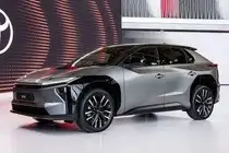 Toyota bZ4X: New Electric SUV from 1.2 Billion VND in Southeast Asia, Will it Come to Vietnam?-13