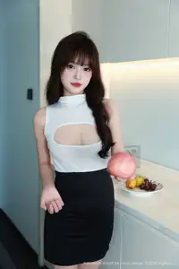 Nuo Mi's Alluring Charm: A Captivating Look from XiuRen No.10590 Collection-29